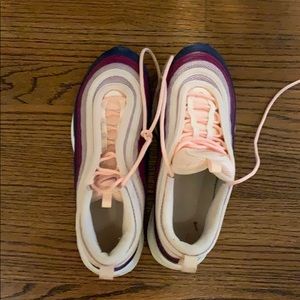 Nike airmax sneakers—worn 2-3 x.